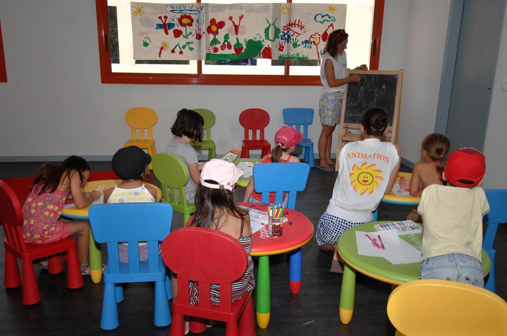 Résidence Odalys Les Océanides La Londe-les-Maures Exterior foto