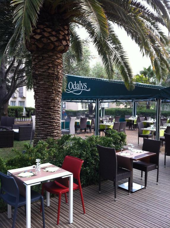 Résidence Odalys Les Océanides La Londe-les-Maures Exterior foto